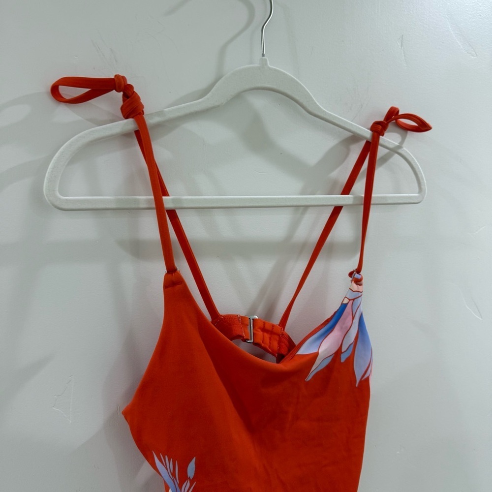 ATHLETA vintage floral one-piece - Picture 5 of 7